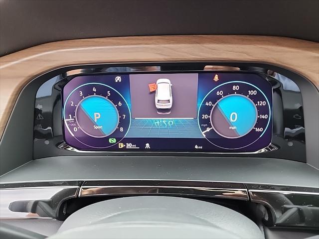 Photo of 2025 Silver Mist Metallic Volkswagen Atlas