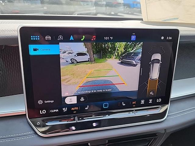 Photo of 2025 Platinum Gray Metallic Volkswagen Tiguan