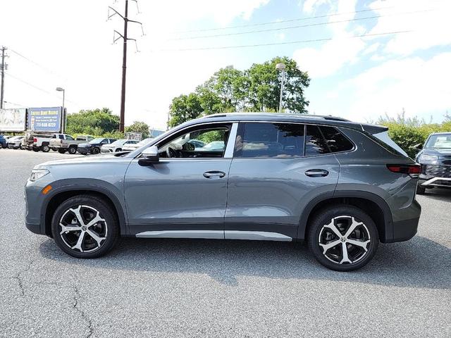 Photo of 2025 Platinum Gray Metallic Volkswagen Tiguan