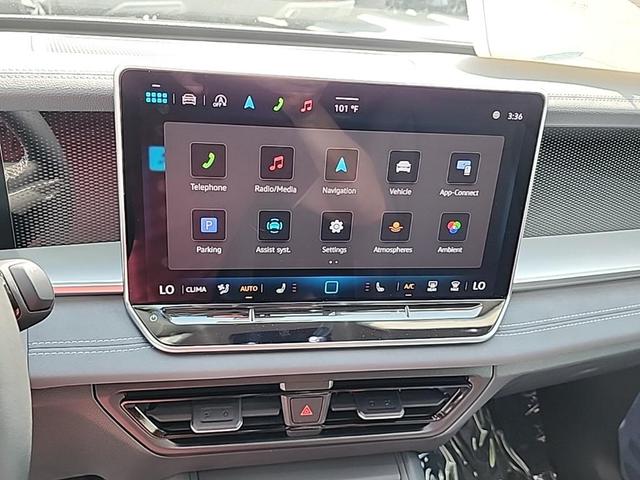Photo of 2025 Platinum Gray Metallic Volkswagen Tiguan