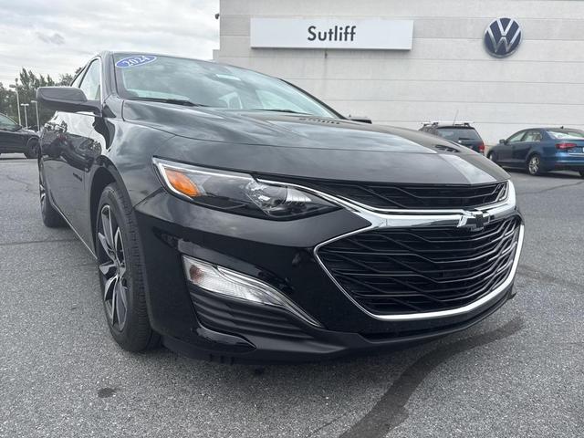 Photo of 2024 Mosaic Black Metallic Chevrolet Malibu