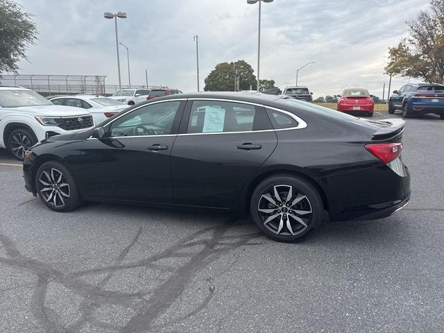 Photo of 2024 Mosaic Black Metallic Chevrolet Malibu