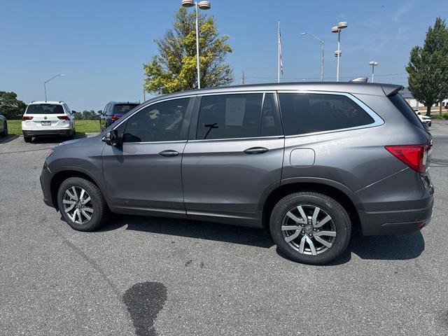Photo of 2021 Crystal Black Pearl Honda Pilot