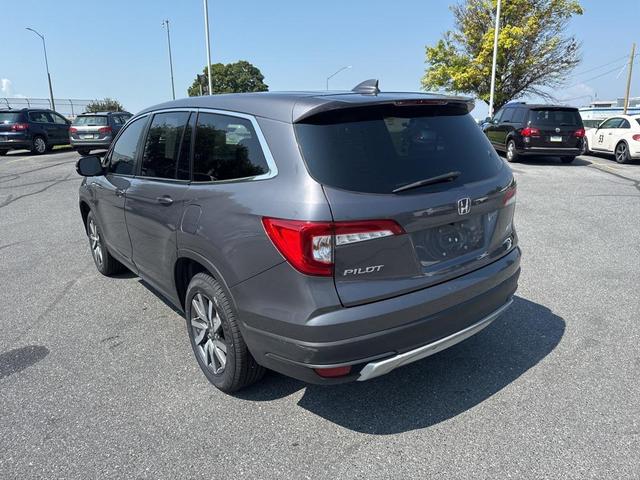 Photo of 2021 Crystal Black Pearl Honda Pilot