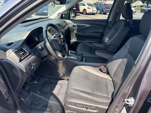 Photo of 2021 Crystal Black Pearl Honda Pilot