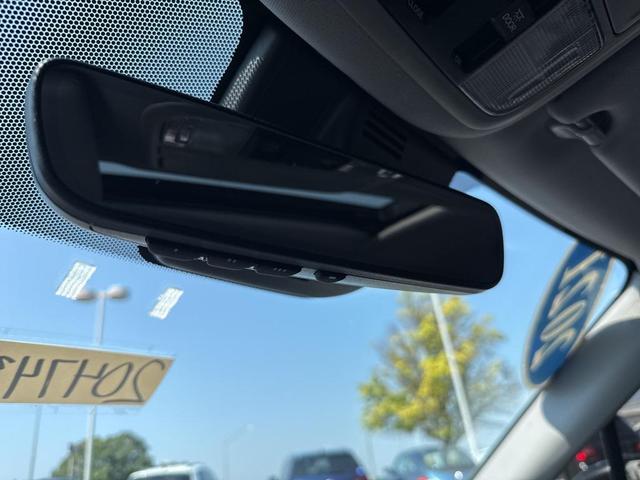 Photo of 2021 Crystal Black Pearl Honda Pilot