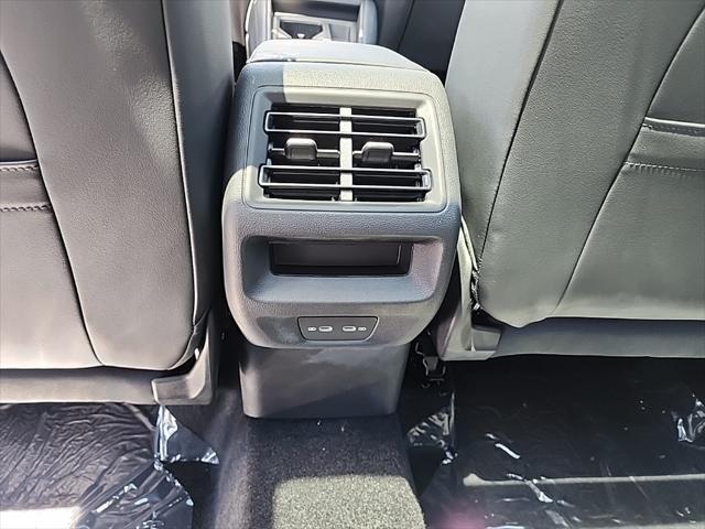 Photo of 2025 Deep Black Pearl Volkswagen Tiguan