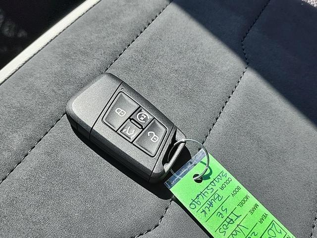 Photo of 2025 Deep Black Pearl Volkswagen Taos