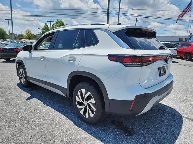 Photo of 2025 Pure White Volkswagen Tiguan