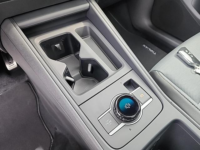 Photo of 2025 Deep Black Pearl Volkswagen Tiguan