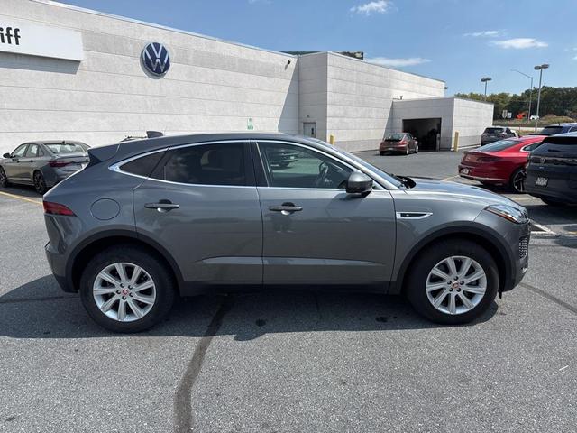 Photo of 2019 -Select- Jaguar E-PACE