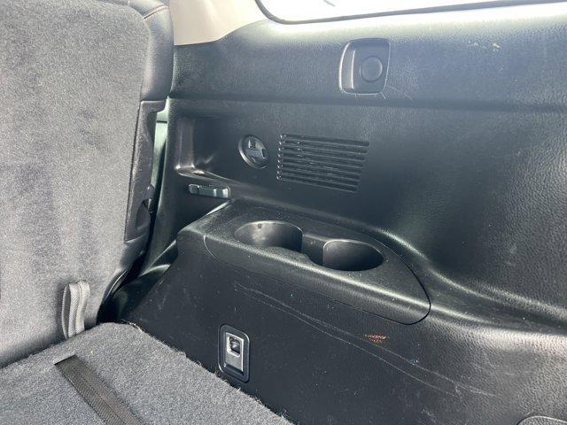 Photo of 2017 Silver Toyota Highlander