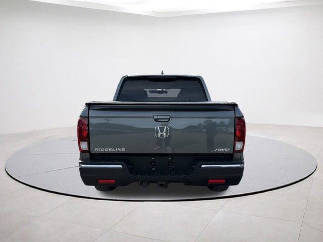 Photo of 2017 Green Honda Ridgeline