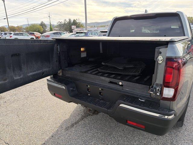 Photo of 2017 Green Honda Ridgeline