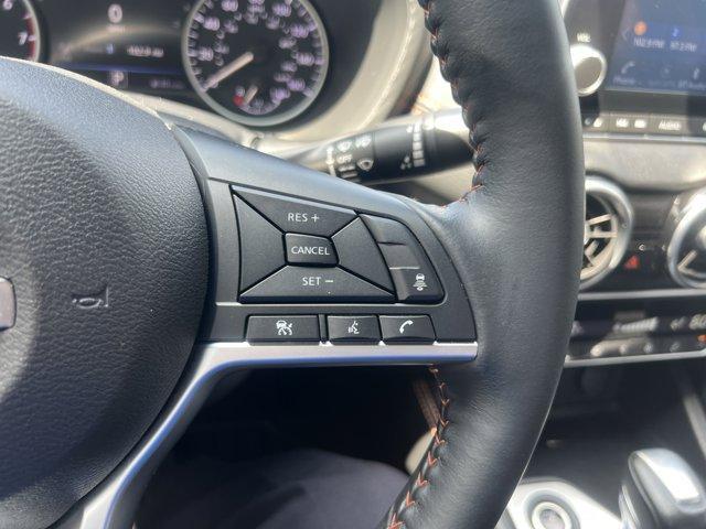 Photo of 2022 White Nissan Sentra