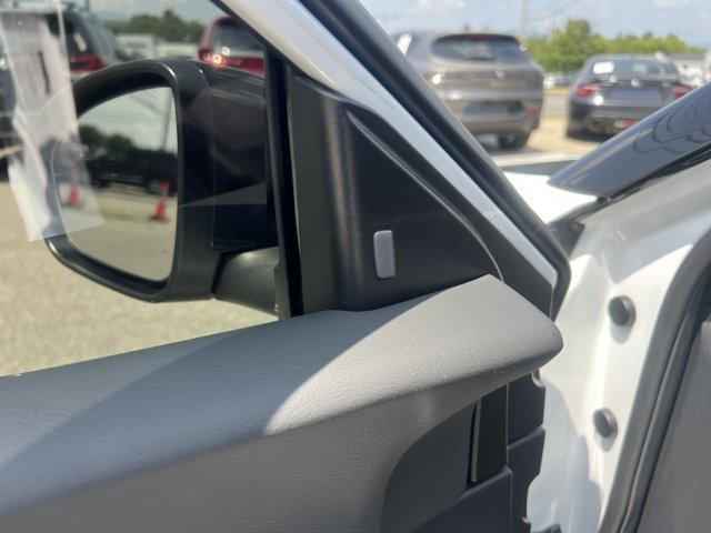 Photo of 2022 White Nissan Sentra