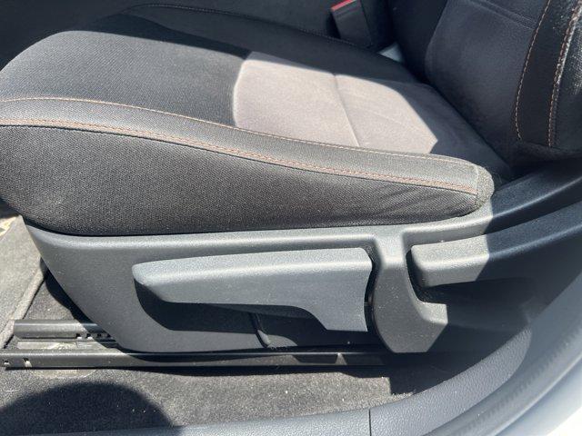 Photo of 2022 White Nissan Sentra