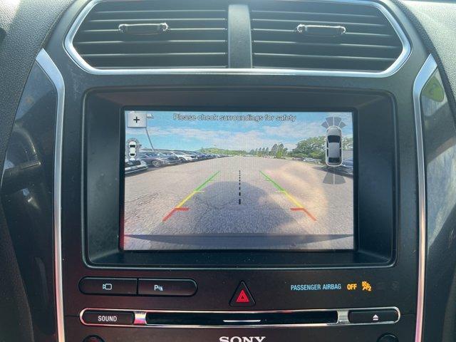Photo of 2018 Black Ford Explorer