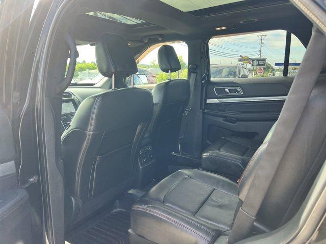 Photo of 2018 Black Ford Explorer