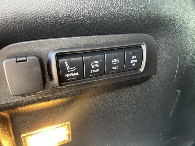 Photo of 2018 Black Ford Explorer