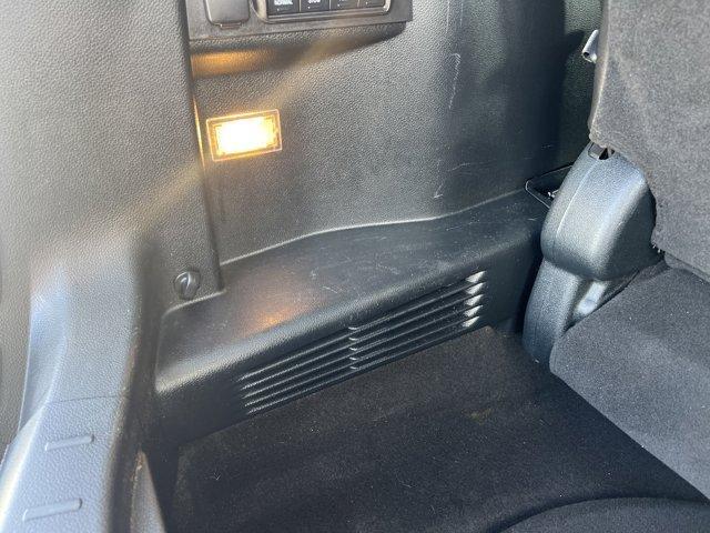 Photo of 2018 Black Ford Explorer