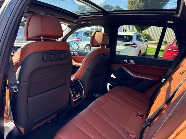 Photo of 2022 Carbon Black Metallic BMW X5