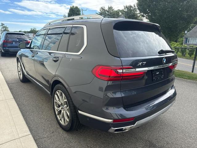 Photo of 2022 Arctic Grey Metallic BMW X7