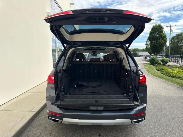 Photo of 2022 Arctic Grey Metallic BMW X7