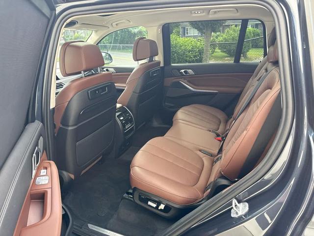 Photo of 2022 Arctic Grey Metallic BMW X7