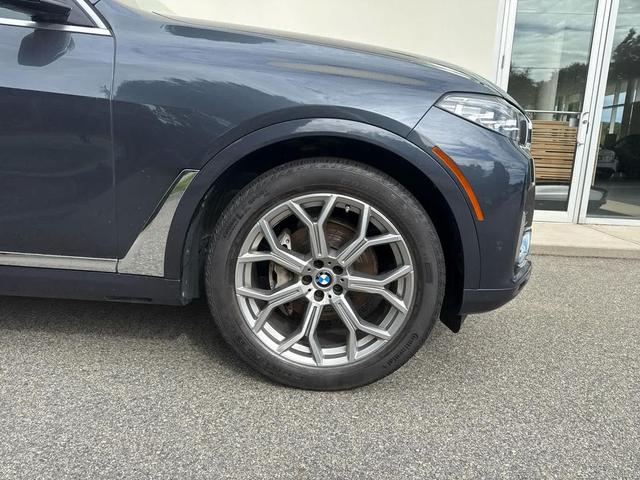 Photo of 2022 Arctic Grey Metallic BMW X7