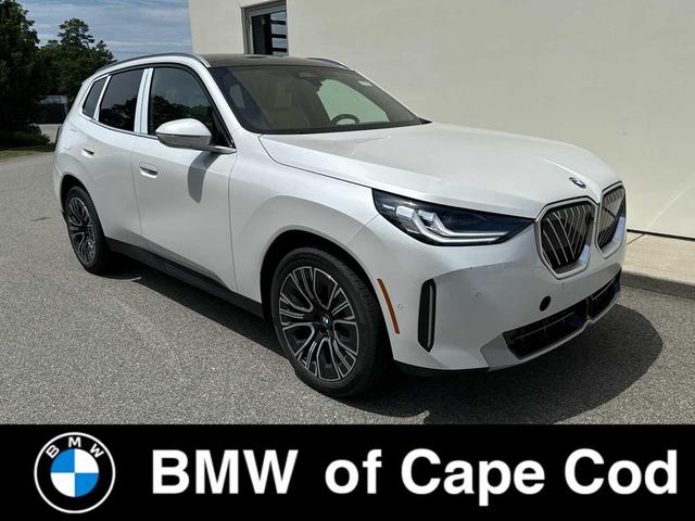 Photo of 2025 Mineral White Metallic BMW X3