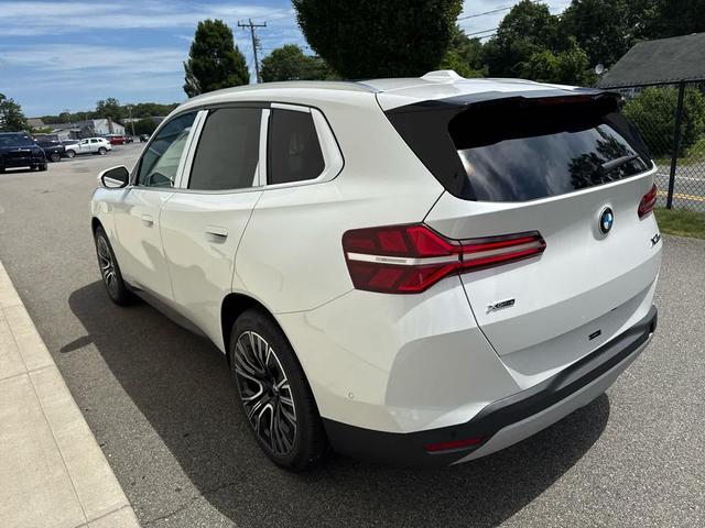 Photo of 2025 Mineral White Metallic BMW X3
