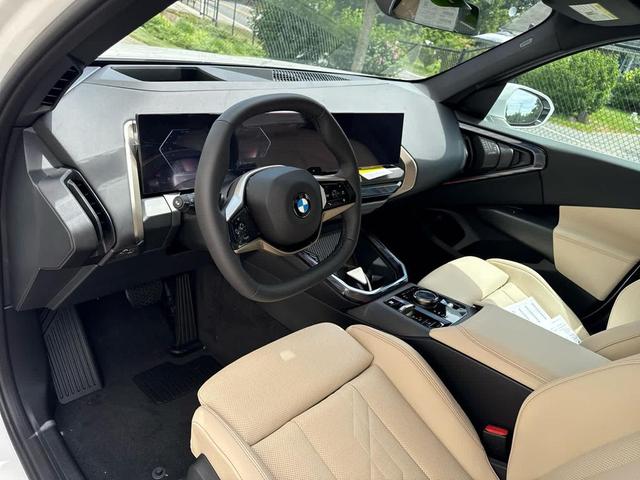 Photo of 2025 Mineral White Metallic BMW X3