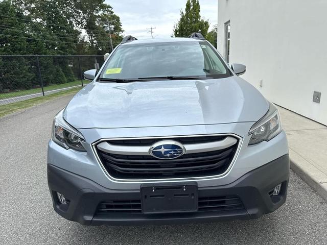 Photo of 2022 Ice Silver Metallic Subaru Outback