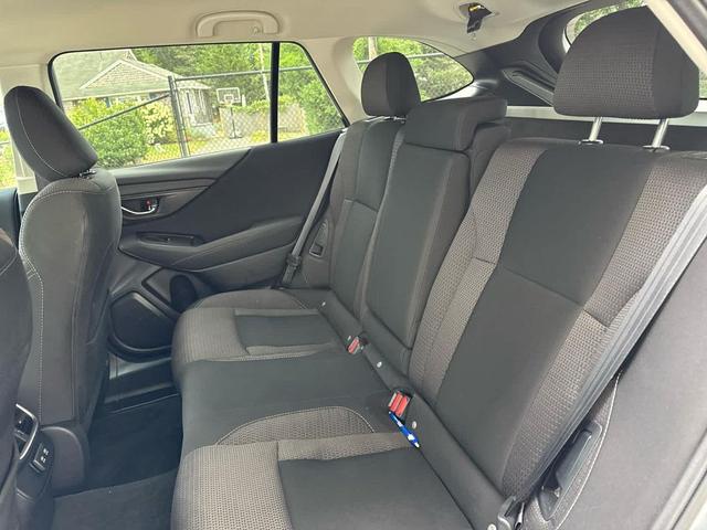 Photo of 2022 Ice Silver Metallic Subaru Outback