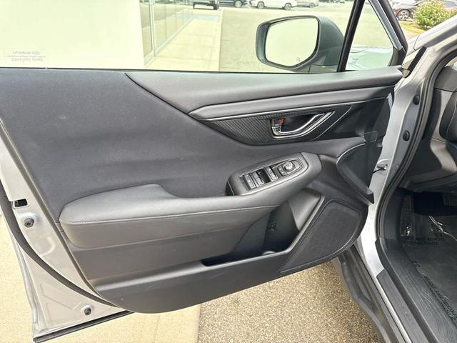 Photo of 2022 Ice Silver Metallic Subaru Outback
