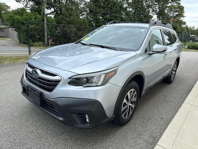 Photo of 2022 Ice Silver Metallic Subaru Outback