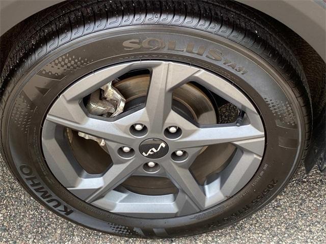 Photo of 2025 Currant Red Kia K4