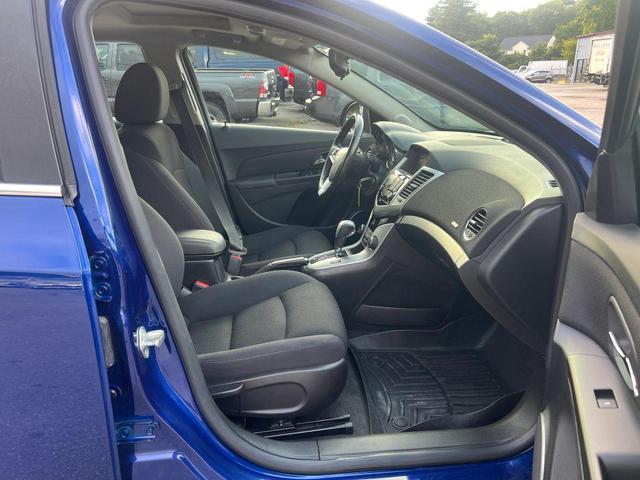 Photo of 2013 Blue Chevrolet Cruze