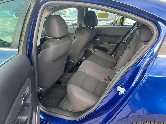 Photo of 2013 Blue Chevrolet Cruze
