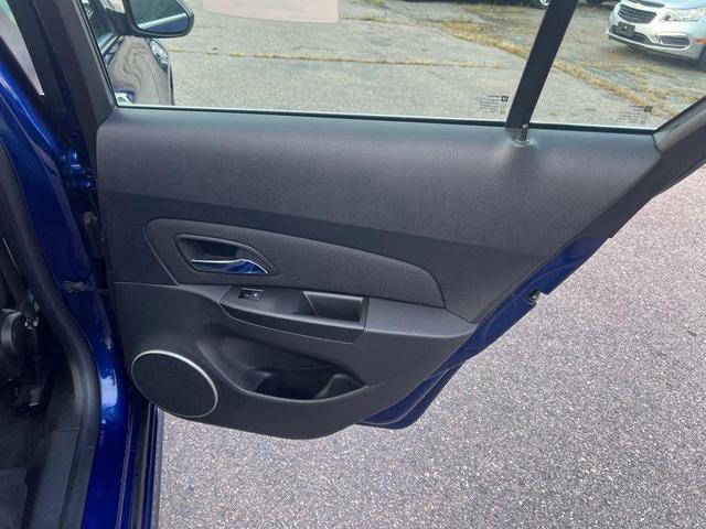 Photo of 2013 Blue Chevrolet Cruze