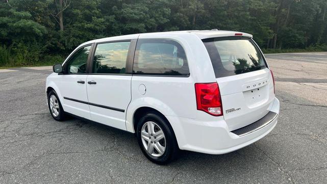 Photo of 2015 Bright White Clearcoat Dodge Grand Caravan