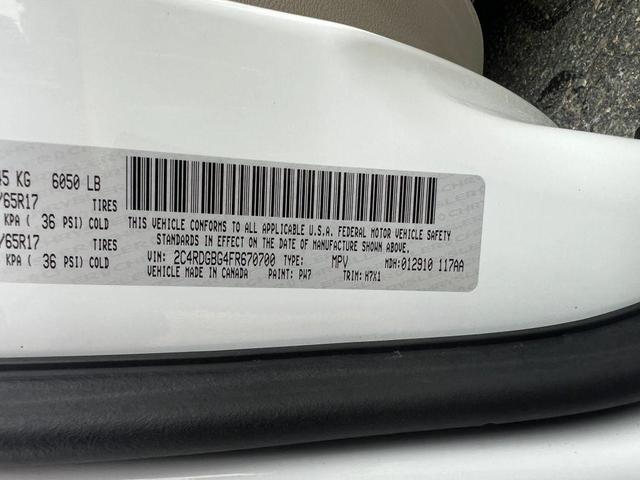 Photo of 2015 Bright White Clearcoat Dodge Grand Caravan