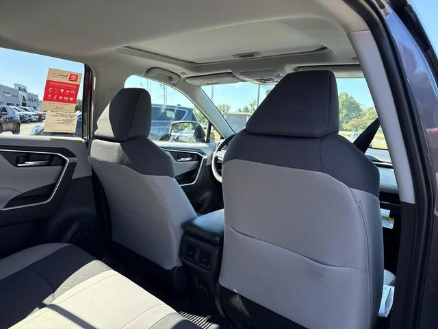 Photo of 2025 Magnetic Gray Metallic Toyota RAV4
