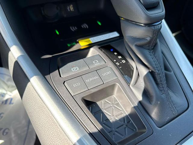 Photo of 2025 Magnetic Gray Metallic Toyota RAV4