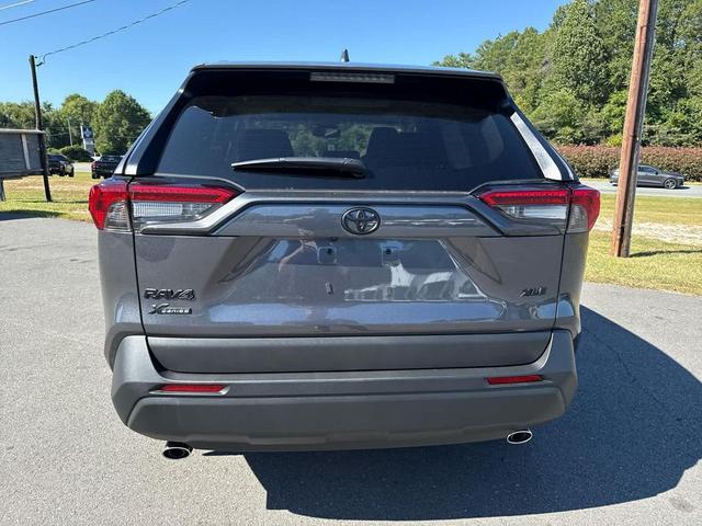 Photo of 2025 Magnetic Gray Metallic Toyota RAV4