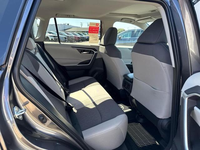 Photo of 2025 Magnetic Gray Metallic Toyota RAV4