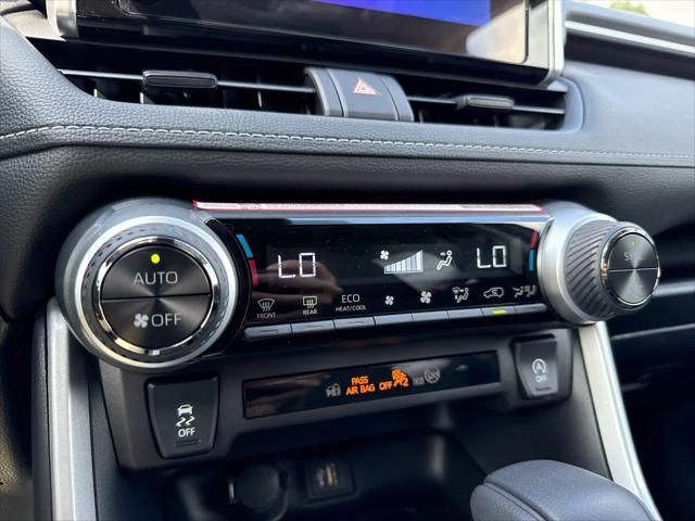 Photo of 2025 Magnetic Gray Metallic Toyota RAV4