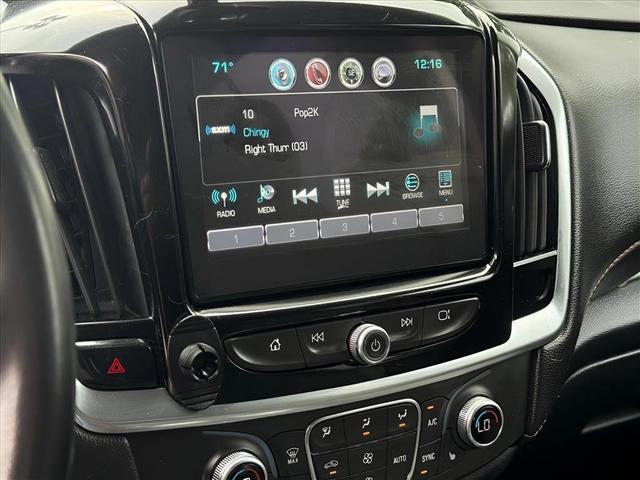 Photo of 2019 Silver Ice Metallic Chevrolet Traverse