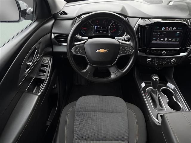 Photo of 2019 Silver Ice Metallic Chevrolet Traverse